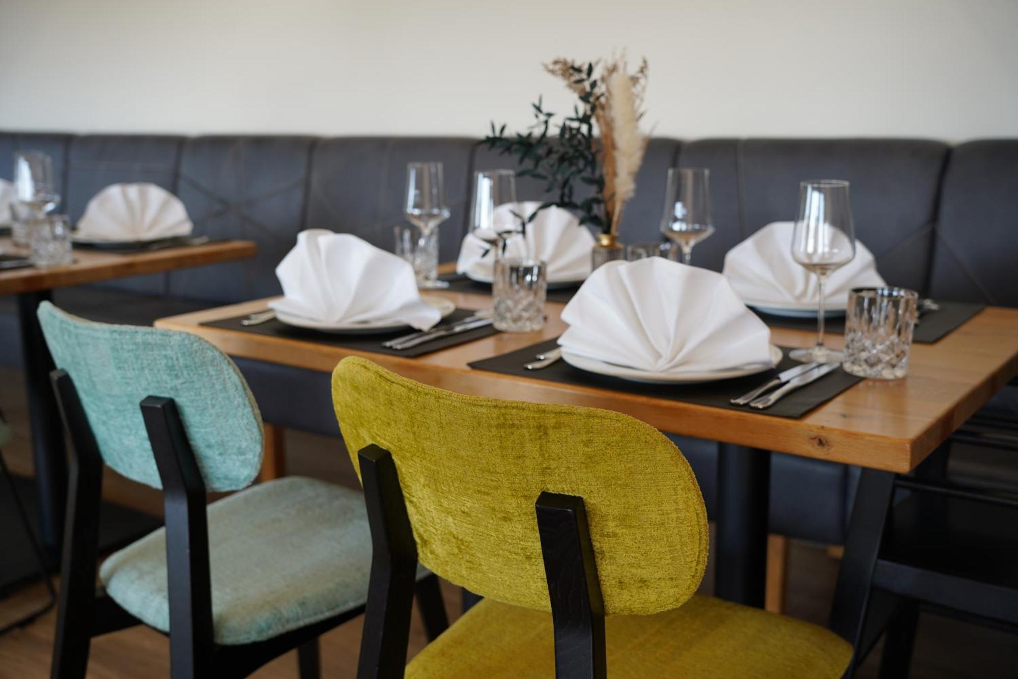 Vorgebirgsblick - Restaurant Biergarten Gaestehaus Bornheim  Dış mekan fotoğraf